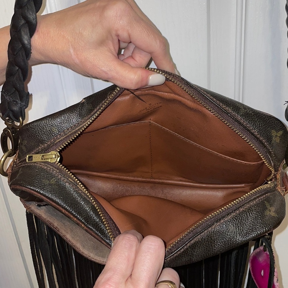 Authentic Louis Vuitton Vintage Boho - Picture 6 of 6